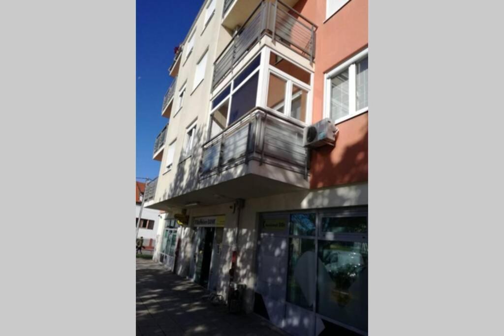 Apartment Jarun Brac Záhřeb Exteriér fotografie